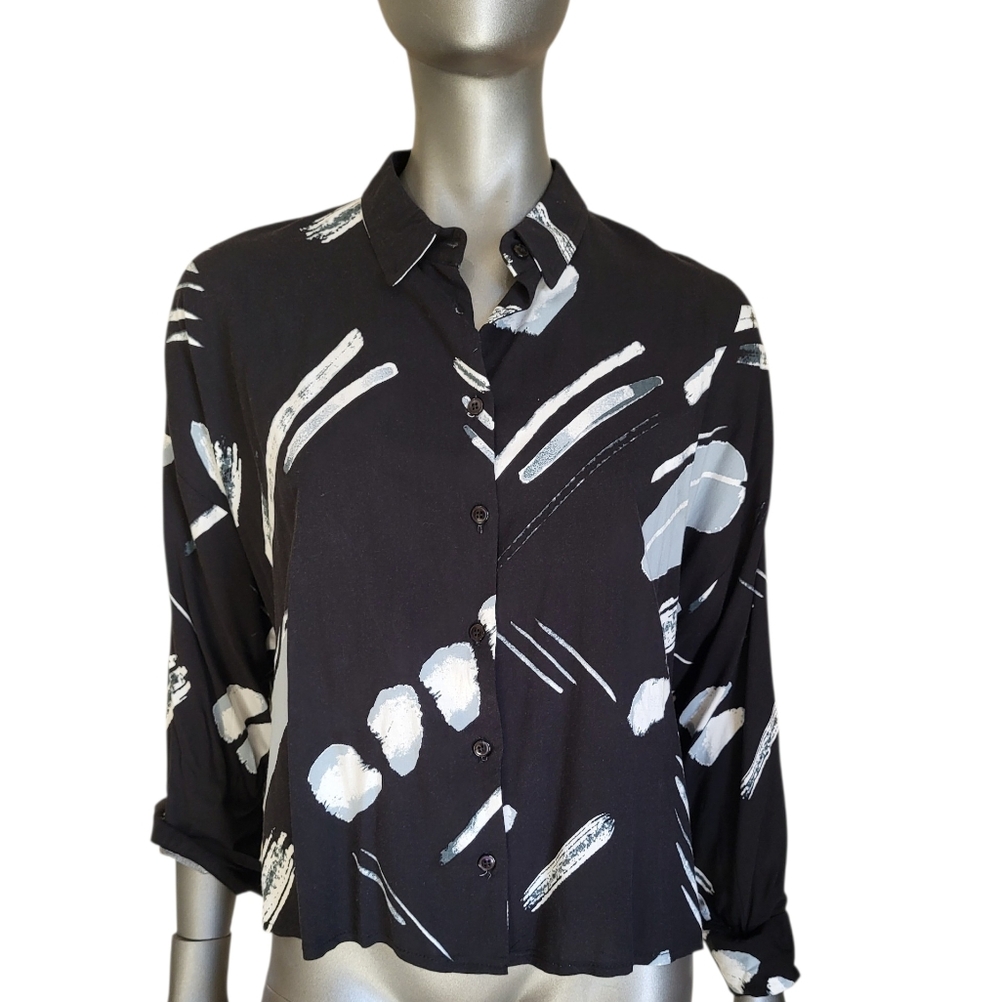 279B. Asos Stylish Black, White & Gray Women's Top - Size 6